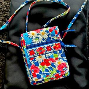 Vera Bradley “Summer Cottage” crossbody purse